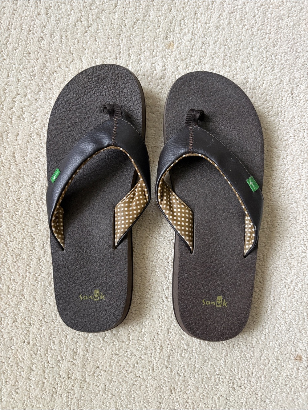 Women’s Sanuk Flipflops Size 8